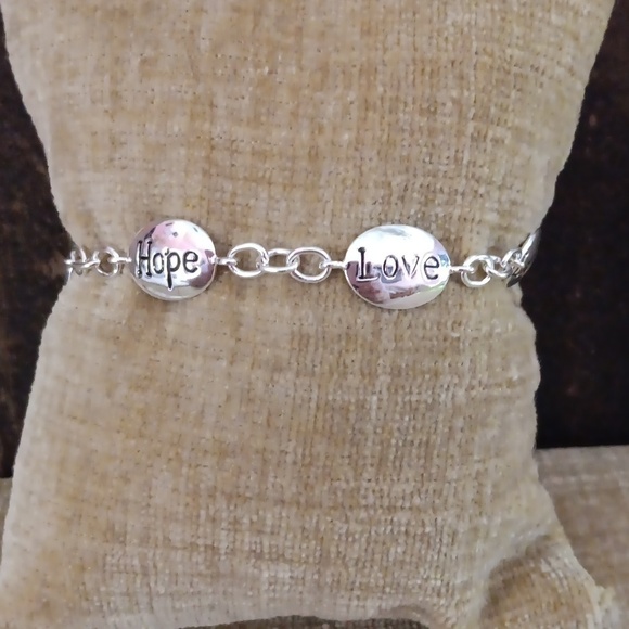 FAS 925 Silver Engraved Disc Bracelet - Picture 1 of 7